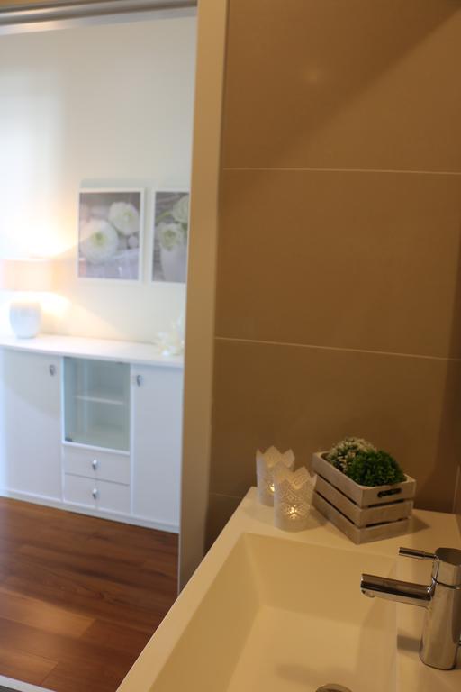 Home At Azores - City View Apartment 蓬塔德尔加达 外观 照片